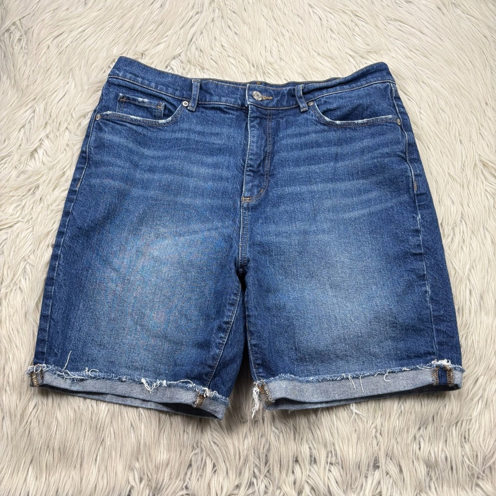 LOFT Women's 12 Medium Wash Cuffed‎ Denim Midi Bermuda Shorts Jorts